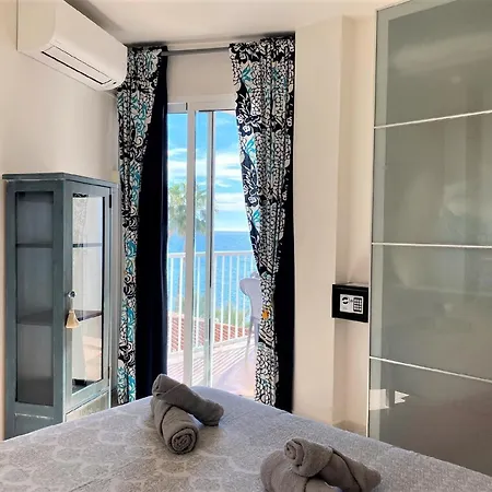 Fuer 3 Personen Ca 65 Qm In Nerja, Andalusien Costa Del Sol * Nerja